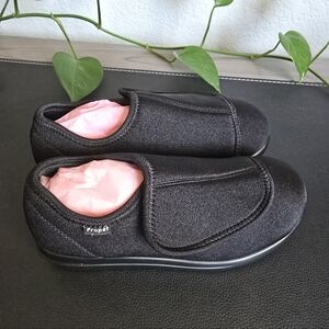 Propet Cush N Foot Women's Slippers